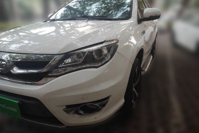 Used BYD S7 2015 2.0T Automatic Prestige Model