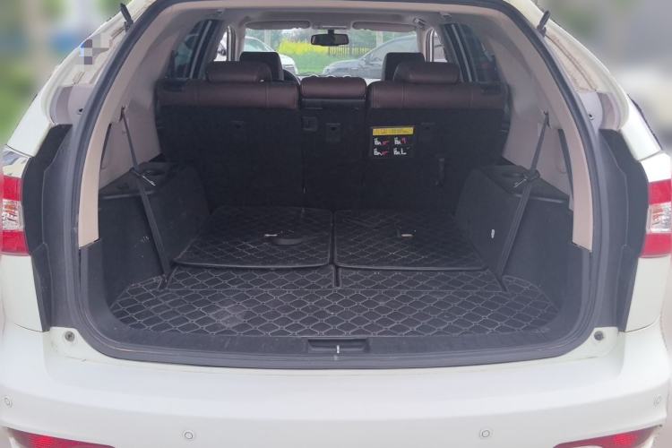 Used BYD S7 2015 2.0T Upgraded Automatic Luxury Version Trunk
