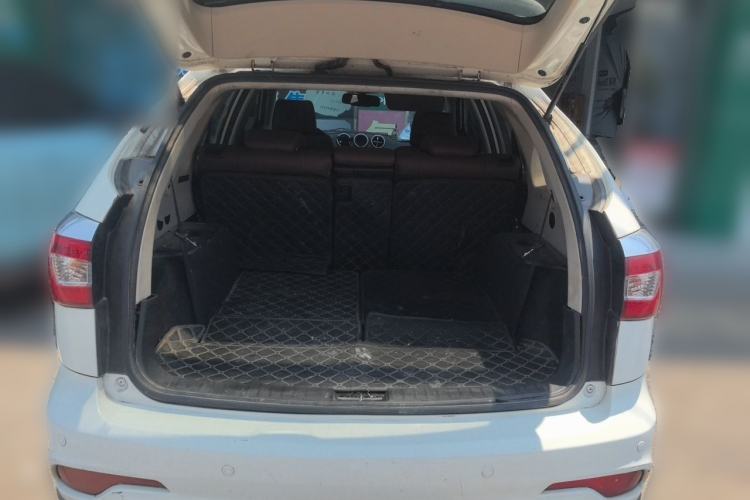 Used BYD S7 2015 2.0T Upgraded Automatic Luxury Version Trunk