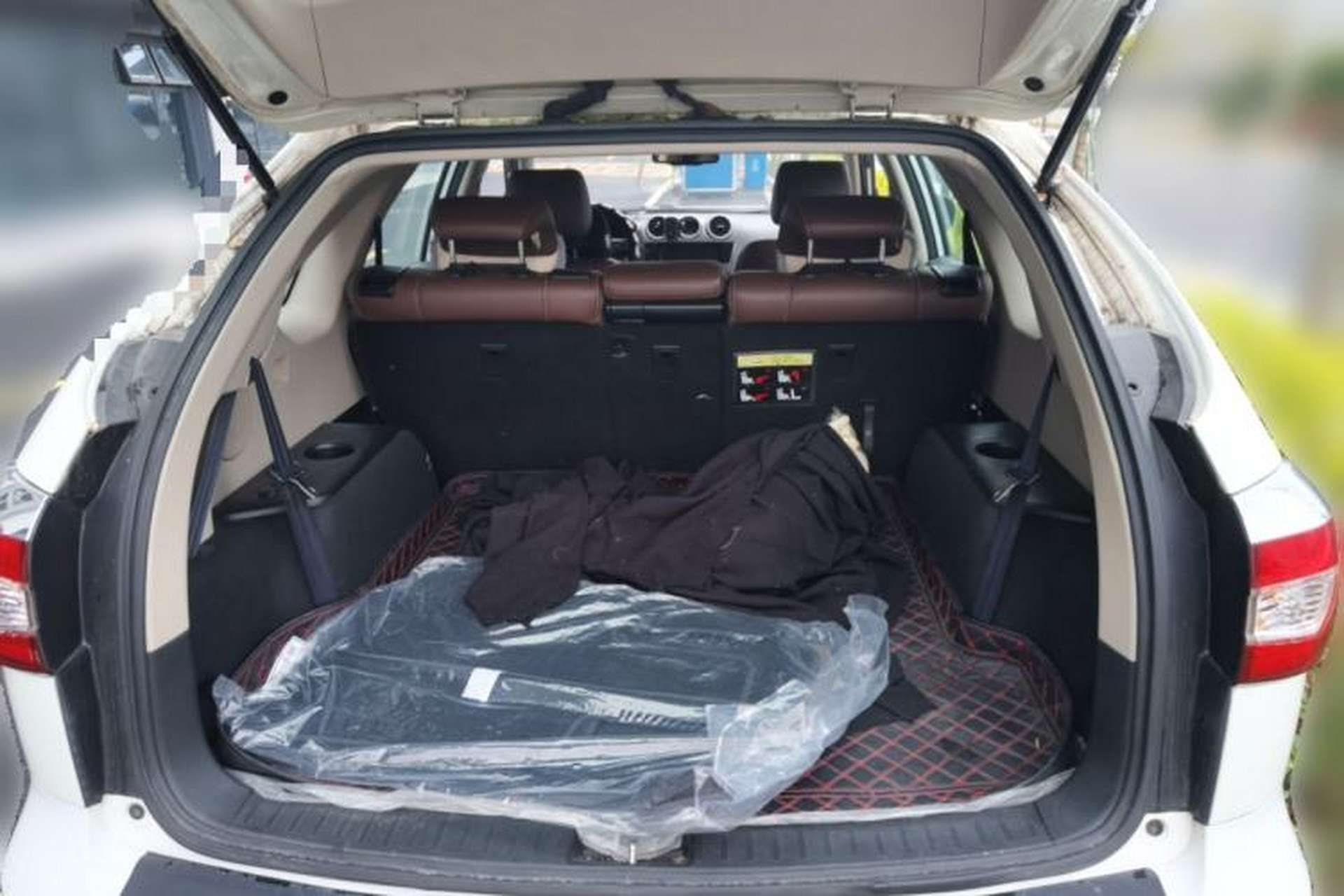 Used BYD S7 2015 1.5T Manual Luxury Model Trunk