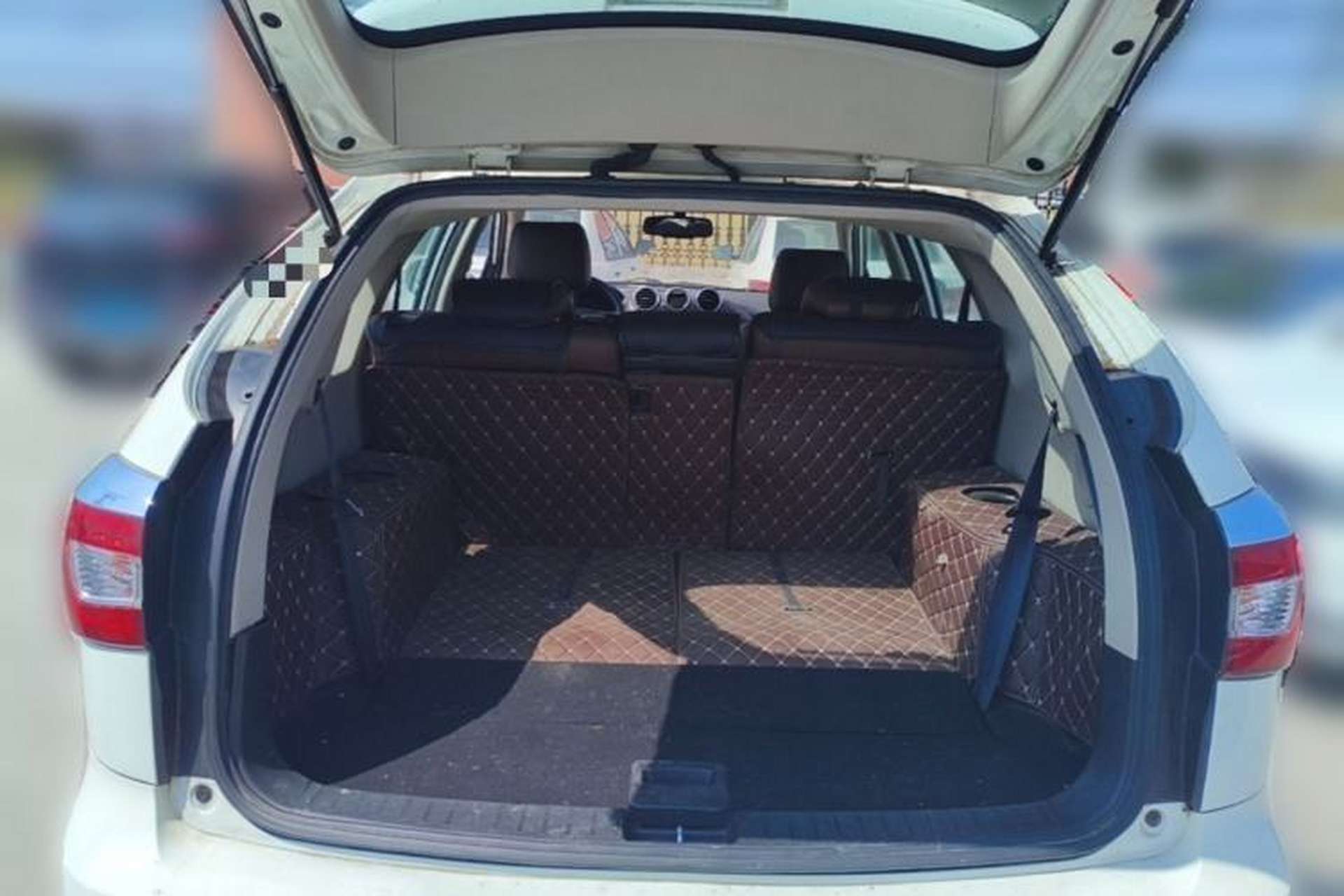 Used BYD S7 2015 2.0T Upgraded Automatic Luxury Version Trunk
