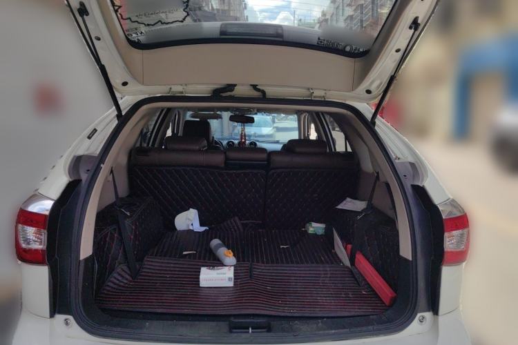 Used BYD S7 2015 2.0T Upgraded Automatic Luxury Version Trunk