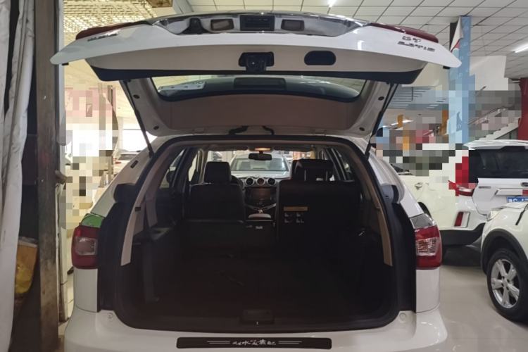 Used BYD S7 2015 2.0T Upgraded Automatic Luxury Version Trunk