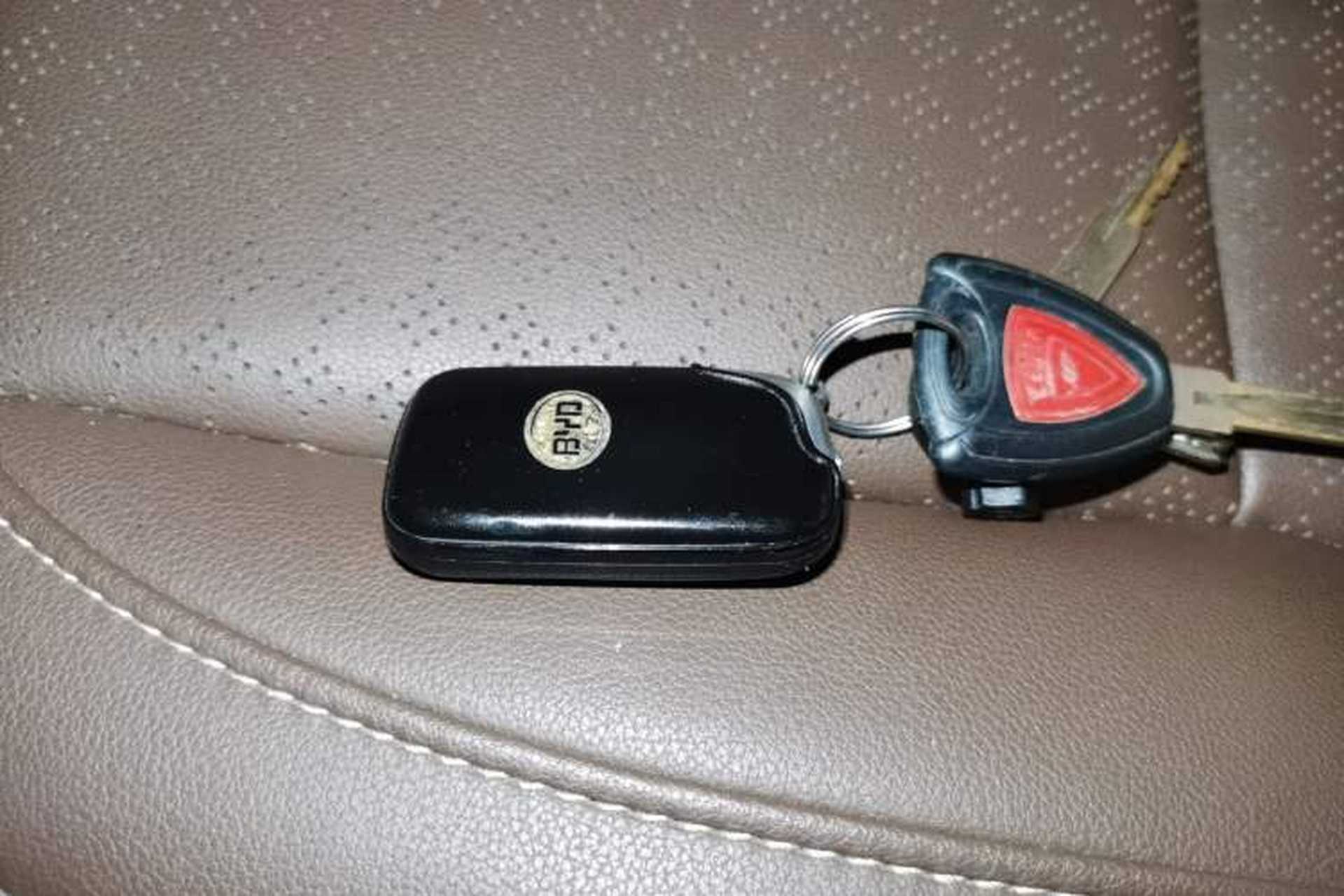 Used BYD S7 2015 2.0T Upgraded Automatic Luxury Version Vehicle Key