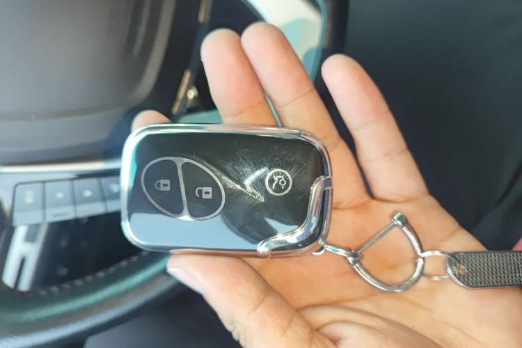 Used BYD S7 2015 2.0T Automatic Prestige Model Vehicle Key