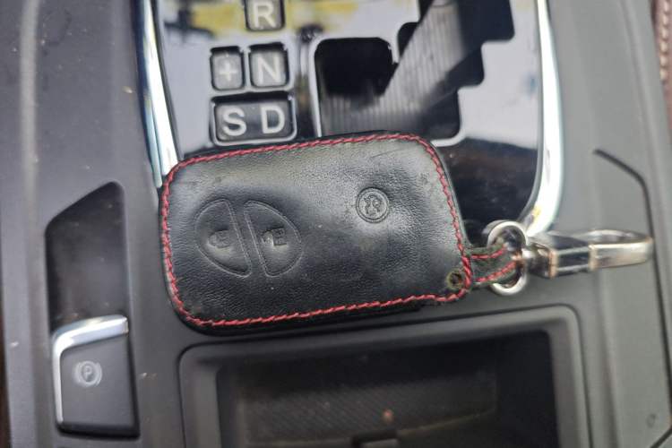 Used BYD S7 2015 2.0T Upgraded Automatic Luxury Version Vehicle Key