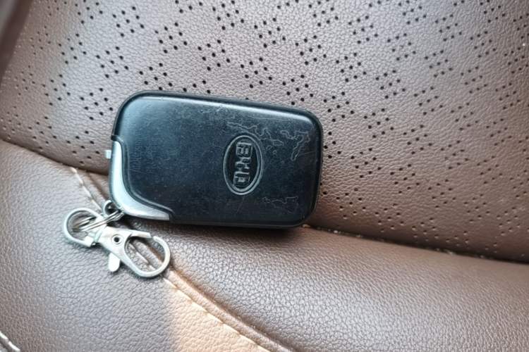 Used BYD S7 2015 2.0T Upgraded Automatic Luxury Version Vehicle Key