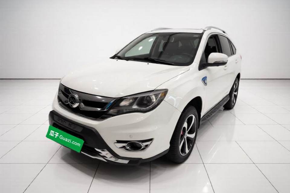 BYD S7 2015