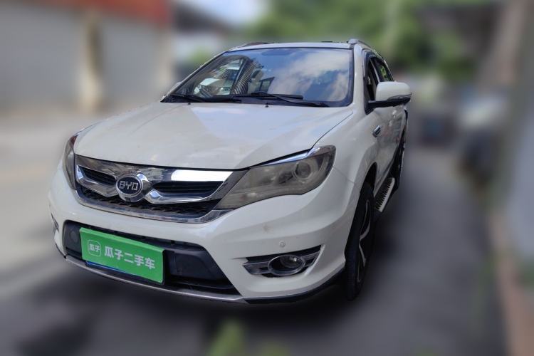 Used BYD S7 2015 2.0T Upgraded Automatic Luxury Version Guazi used car, China used car export, Used car for sale, Used BYD cars, Cheapest cars for sale