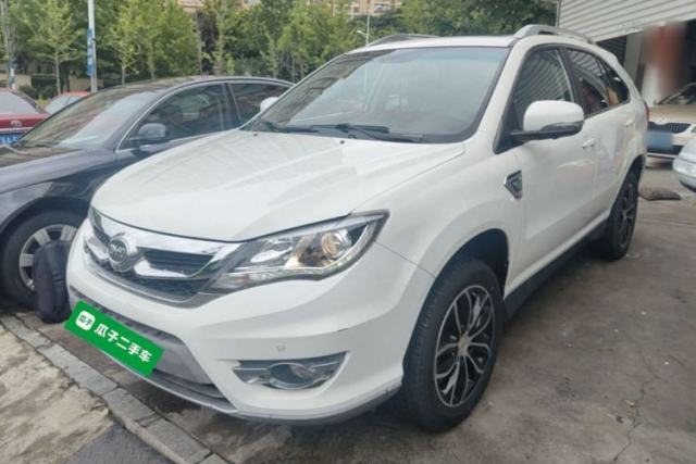 Used BYD S7 2015 2.0T Automatic Prestige Model