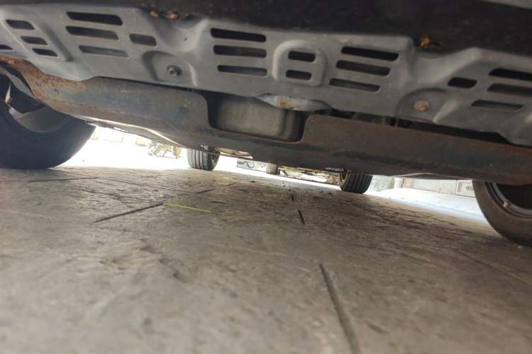 Used BYD S7 2016 2.0T Automatic Prestige Edition Chassis Front