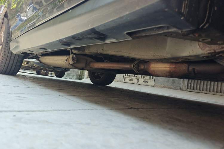 Used BYD S7 2016 2.0T Automatic Prestige Edition Chassis Front Right