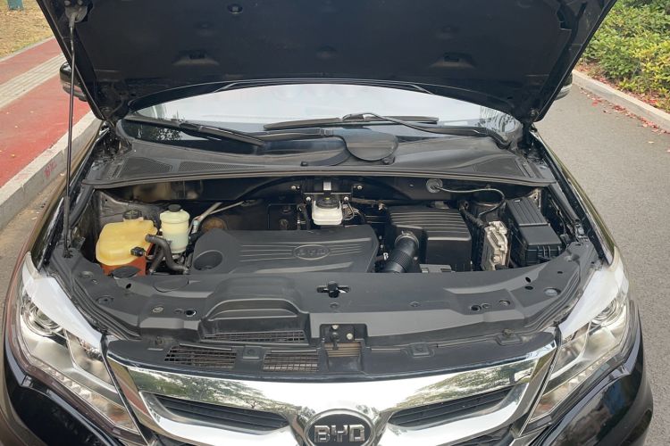 Used BYD S7 2016 1.5T Manual Luxury Edition Engine Bay