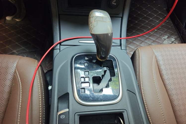 Used BYD S7 2016 2.0T Automatic Prestige Edition Gear Lever