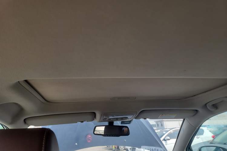 Used BYD S7 2016 1.5T Manual Luxury Edition Headliner