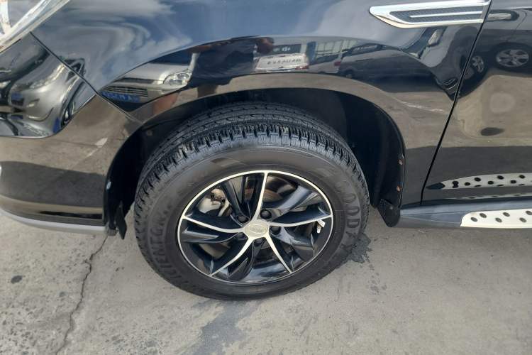 Used BYD S7 2016 1.5T Manual Luxury Edition Left Front Wheel Hub