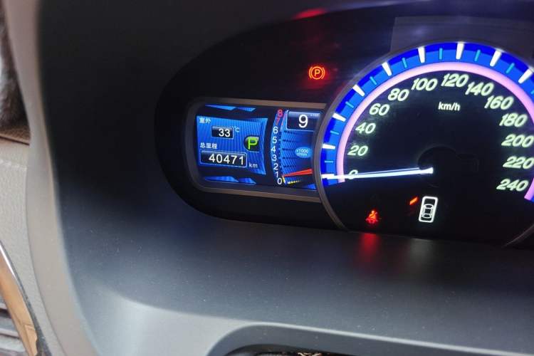 Used BYD S7 2016 2.0T Automatic Prestige Edition Odometer Close Up