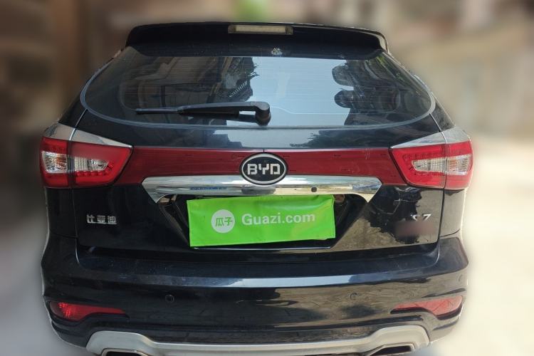 Used BYD S7 2016 2.0T Automatic Prestige Edition Rear