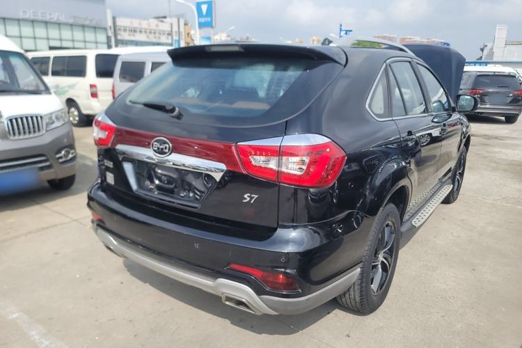 Used BYD S7 2016 1.5T Manual Luxury Edition Rear Right 45 Deg