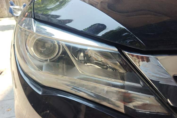 Used BYD S7 2016 2.0T Automatic Prestige Edition Right Front Headlight
