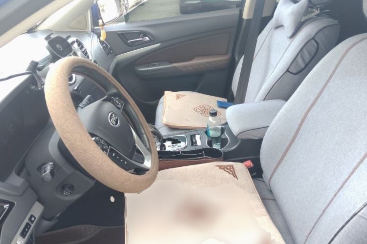 Used BYD S7 2016 2.0T Automatic Flagship Version Left Front Seat