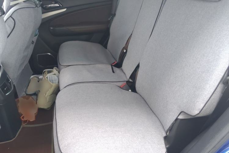 Used BYD S7 2016 2.0T Automatic Flagship Version Left Rear Seat
