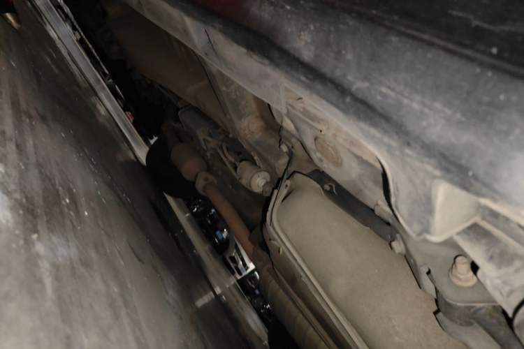 Used BYD S7 2016 2.0T Automatic Prestige Plus Chassis Rear Left