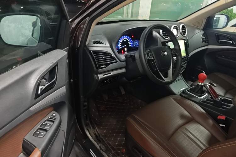Used BYD S7 2016 1.5T Manual Luxury Edition Driver Seat