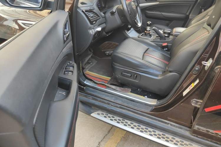 Used BYD S7 2016 1.5T Manual Luxury Edition Driver Seat