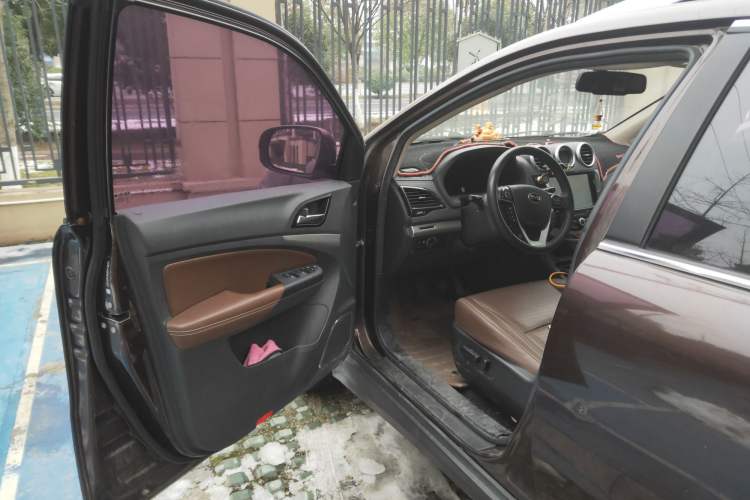 Used BYD S7 2016 1.5T Manual Luxury Edition Driver Seat