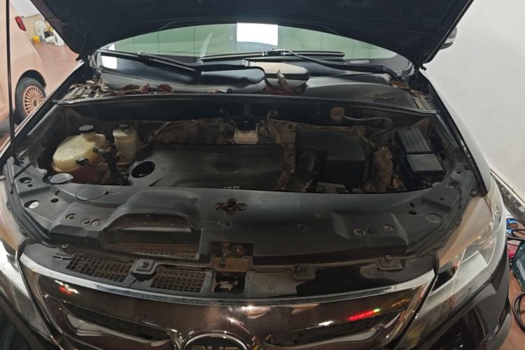 Used BYD S7 2016 1.5T Manual Luxury Edition Engine Bay