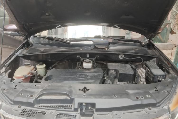 Used BYD S7 2016 1.5T Manual Luxury Edition Engine Bay