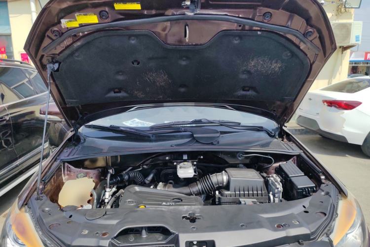 Used BYD S7 2016 2.0T Automatic Prestige Plus Engine Bay