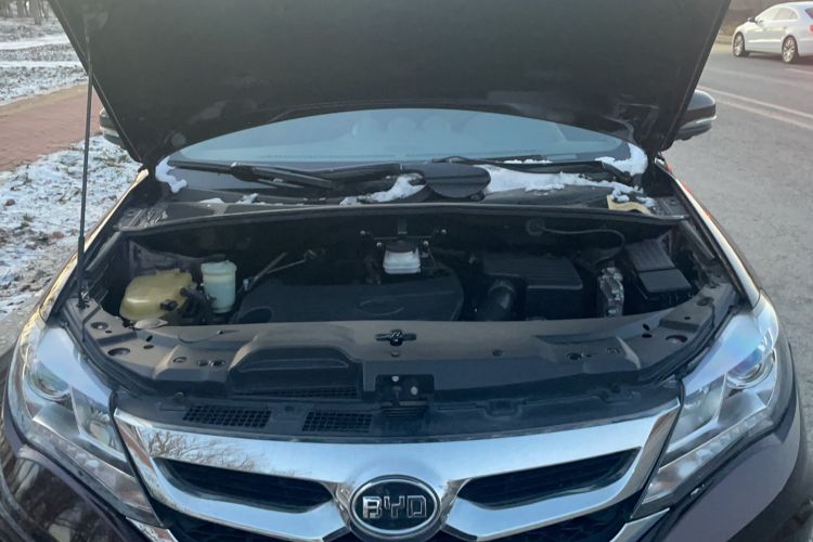 Used BYD S7 2016 1.5T Manual Luxury Edition Engine Bay