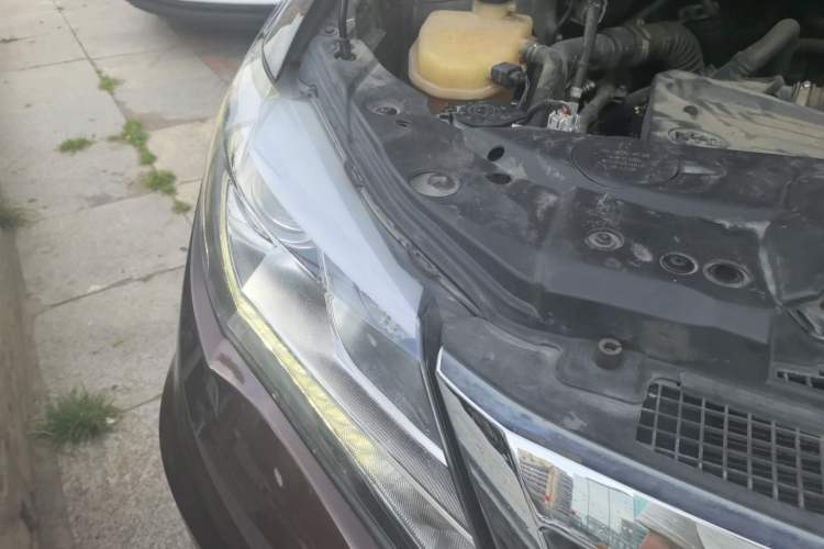 Used BYD S7 2016 2.0T Automatic Prestige Plus Engine Bay Right