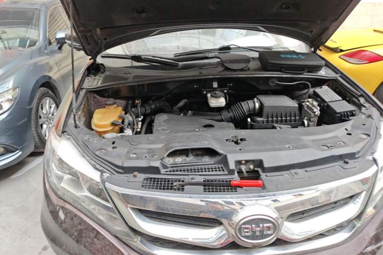 Used BYD S7  Engine Bay Right