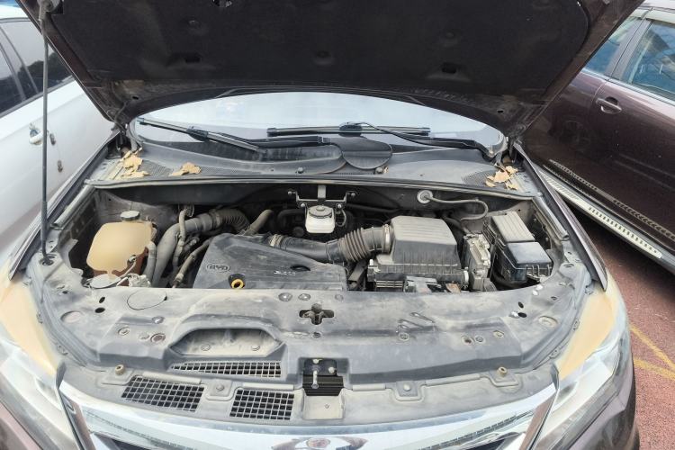 Used BYD S7 2016 2.0T Automatic Prestige Plus Engine Bay