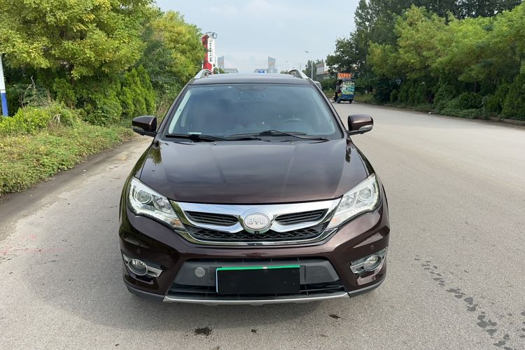 Used BYD S7 2016 2.0T Automatic Prestige Plus Exterior 1