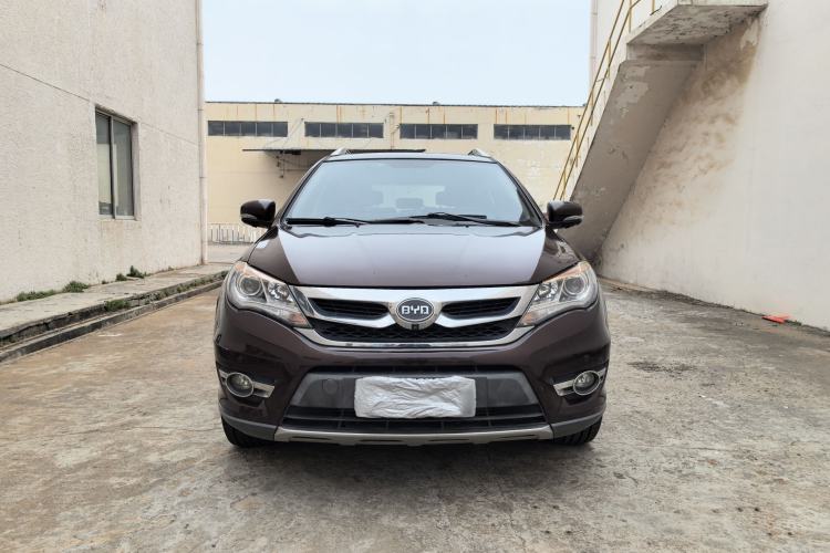 Used BYD S7 2016 2.0T Automatic Prestige Plus Exterior 2