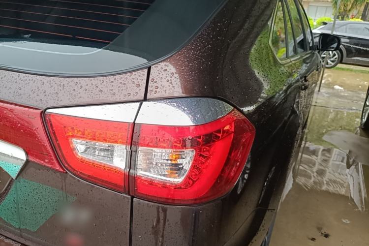 Used BYD S7 2016 1.5T Manual Luxury Edition Exterior 3