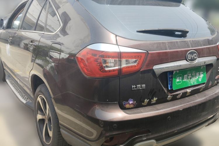 Used BYD S7 2016 2.0T Automatic Prestige Plus Exterior 3