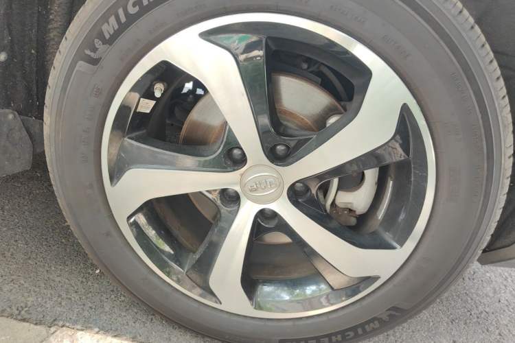 Used BYD S7 2016 2.0T Automatic Prestige Plus Exterior 7