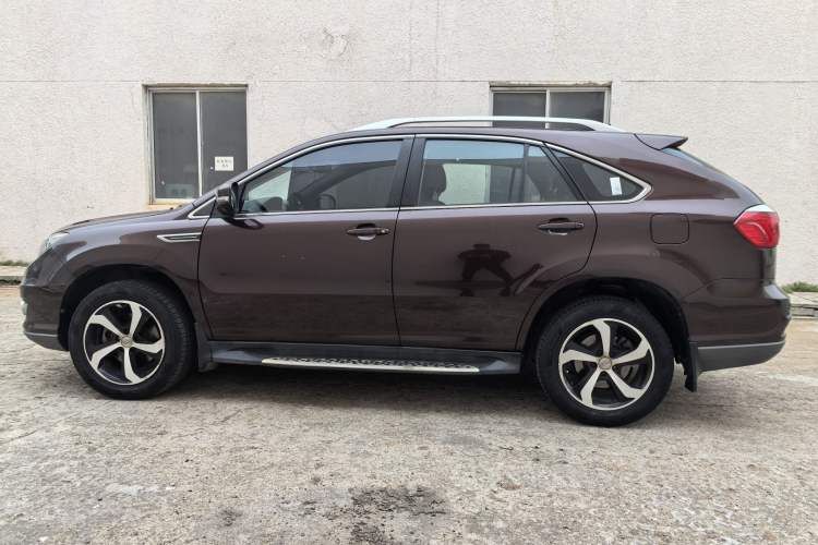 Used BYD S7 2016 2.0T Automatic Prestige Plus Exterior 7