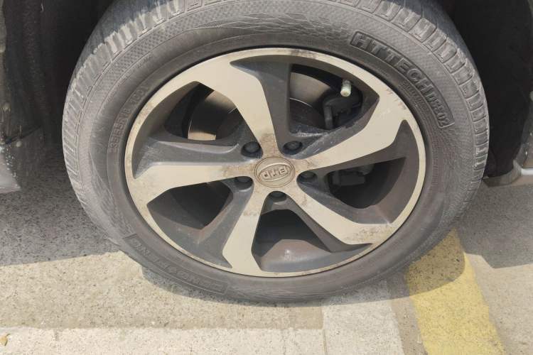 Used BYD S7 2016 2.0T Automatic Prestige Plus Exterior 7