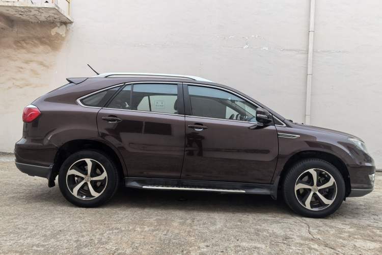 Used BYD S7 2016 2.0T Automatic Prestige Plus Exterior 8