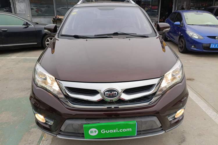 Used BYD S7 2016 2.0T Automatic Prestige Plus Front