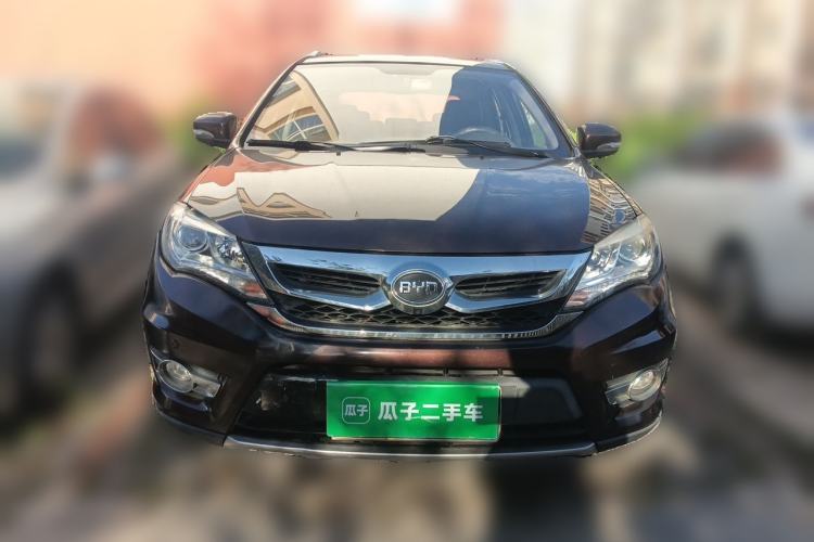 Used BYD S7 2016 2.0T Automatic Prestige Plus Front