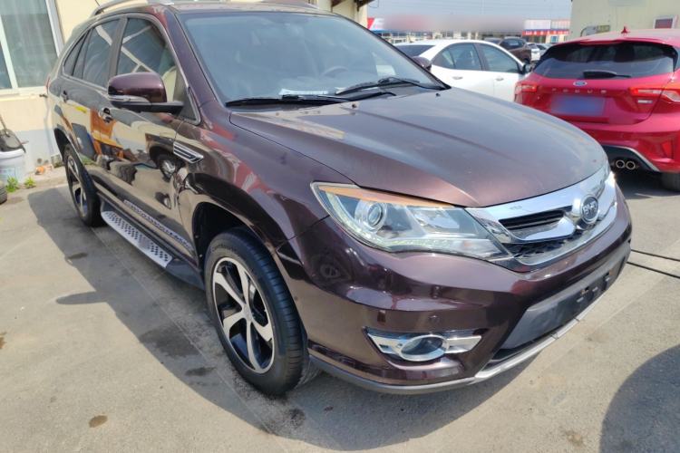 Used BYD S7 2016 2.0T Automatic Prestige Plus Front Right 45 Deg