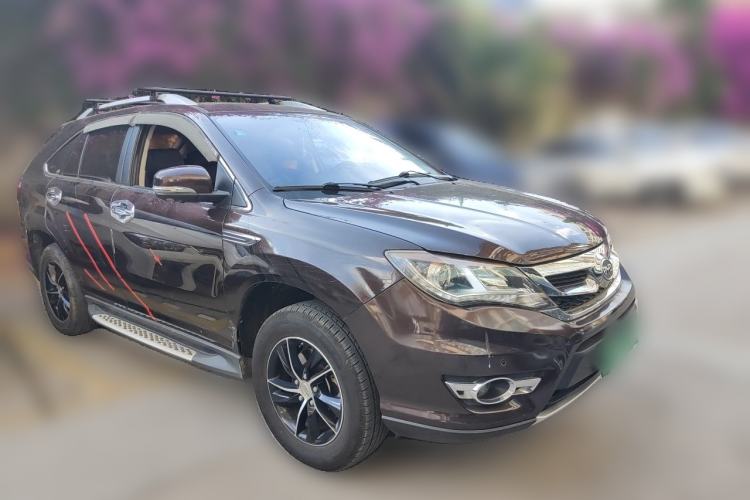 Used BYD S7 2016 1.5T Manual Luxury Edition Front Right 45 Deg