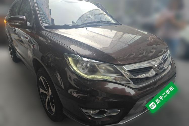 Used BYD S7 2016 2.0T Automatic Prestige Plus Front Right 45 Deg